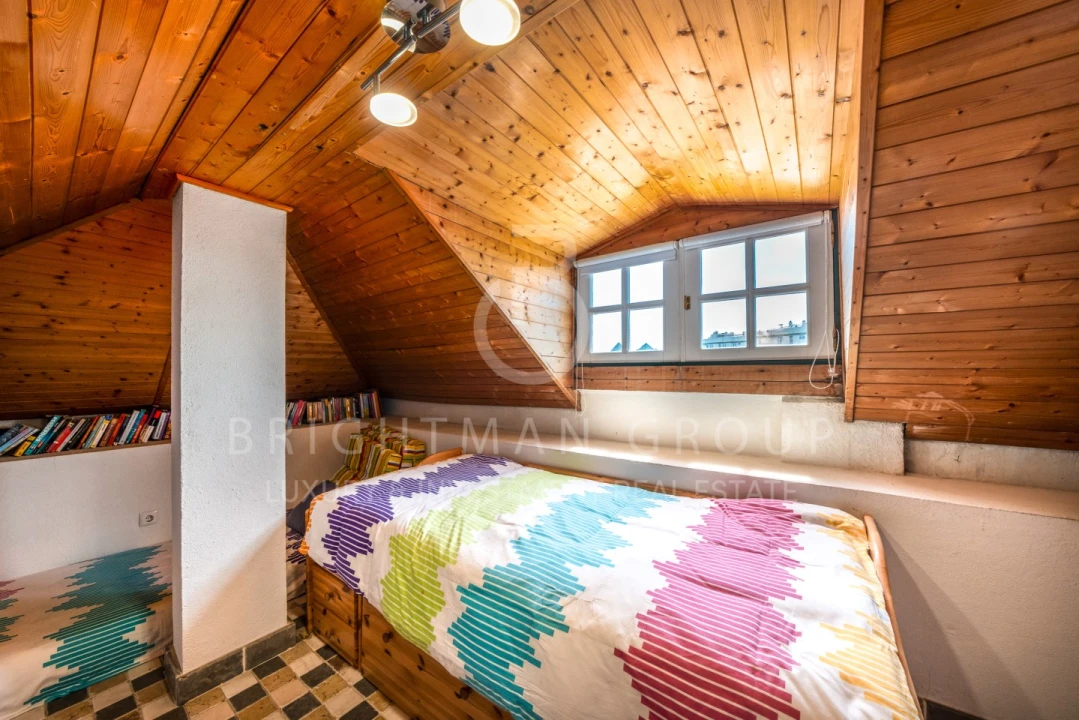 Moradia T5 para Venda em Carcavelos e Parede Foto 30