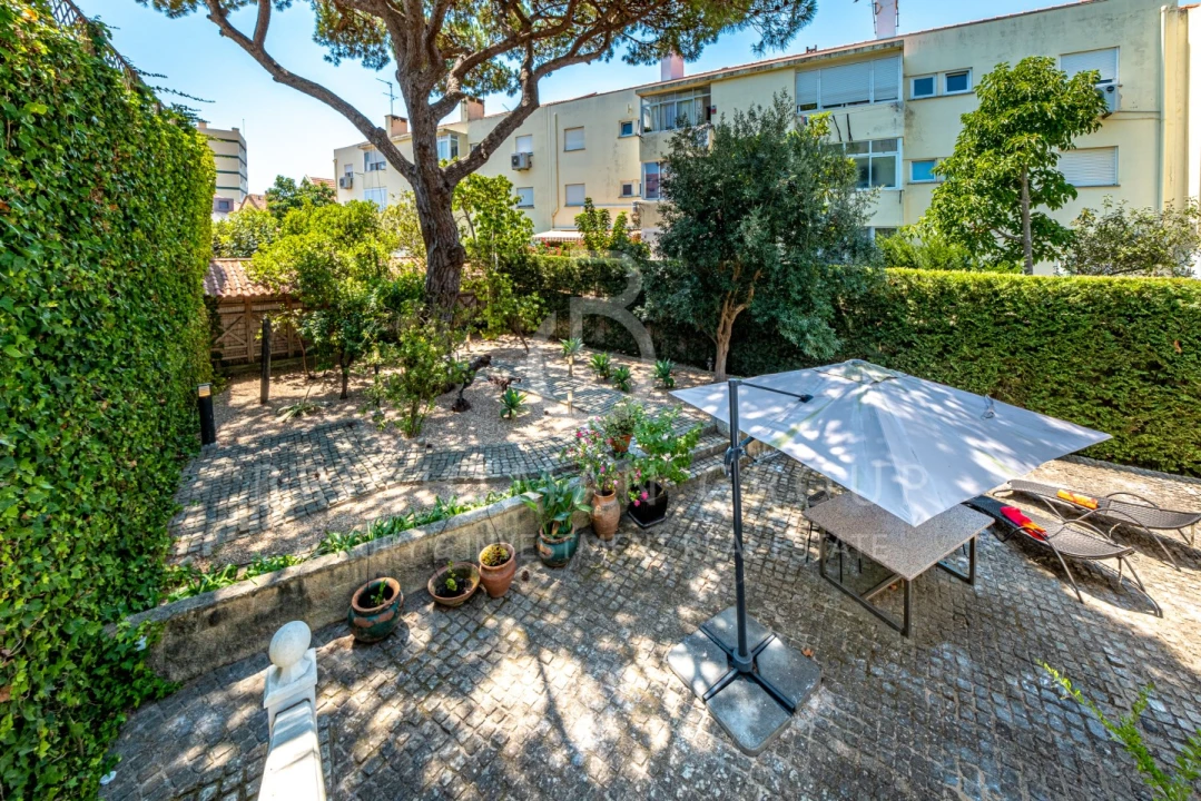 Moradia T5 para Venda em Carcavelos e Parede Foto 34