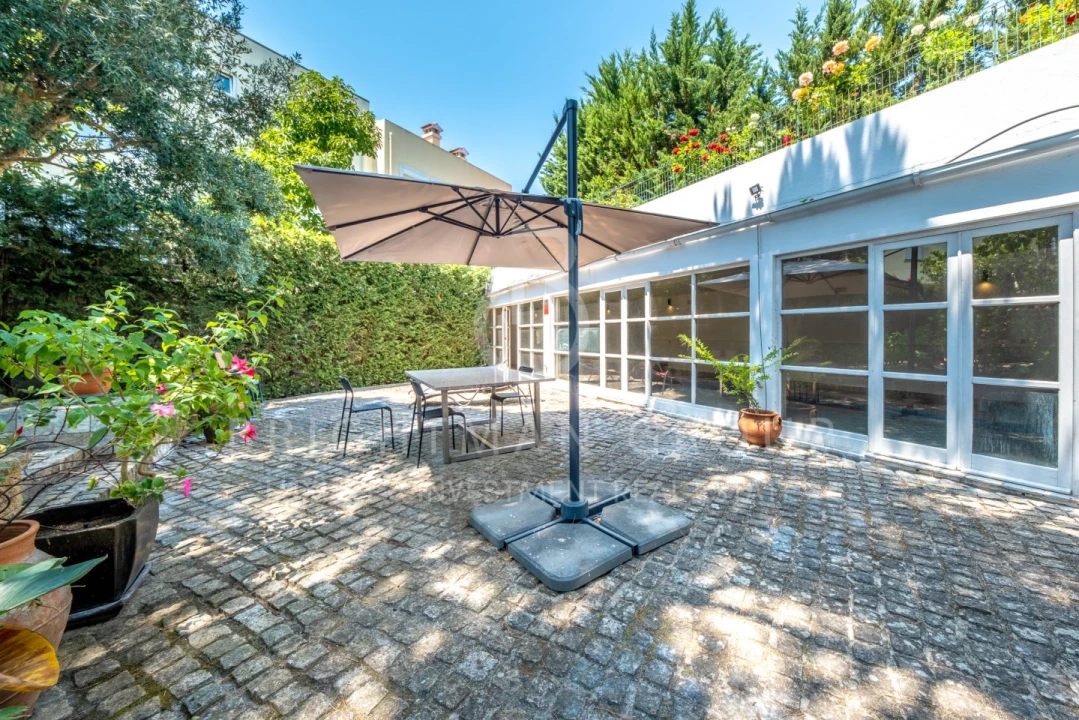 Moradia T5 para Venda em Carcavelos e Parede Foto 31