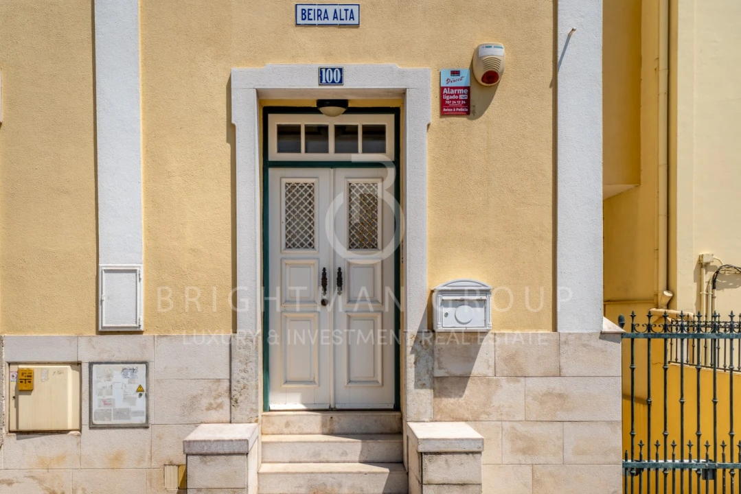 Moradia T5 para Venda em Carcavelos e Parede Foto 8