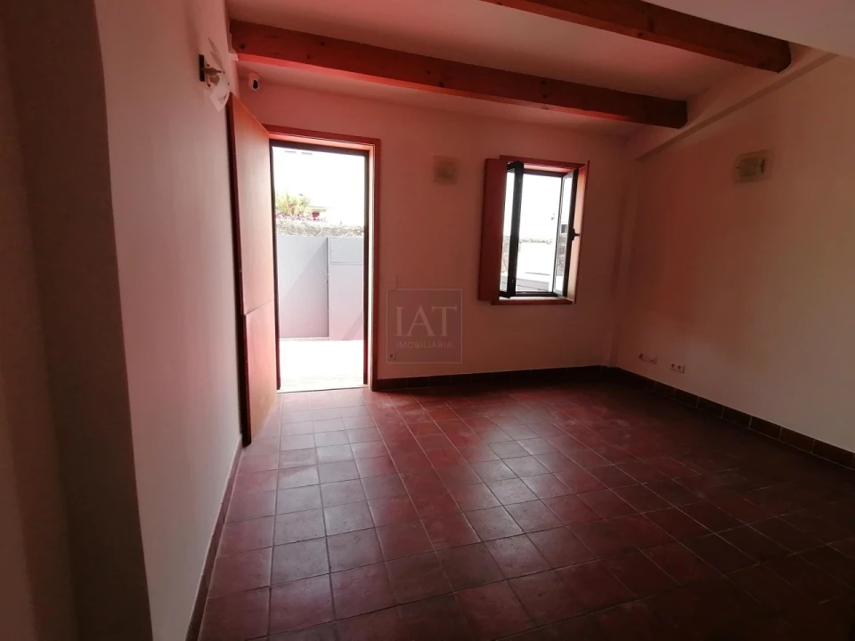 Quinta T2 para Arrendamento em Ramalde Foto 1