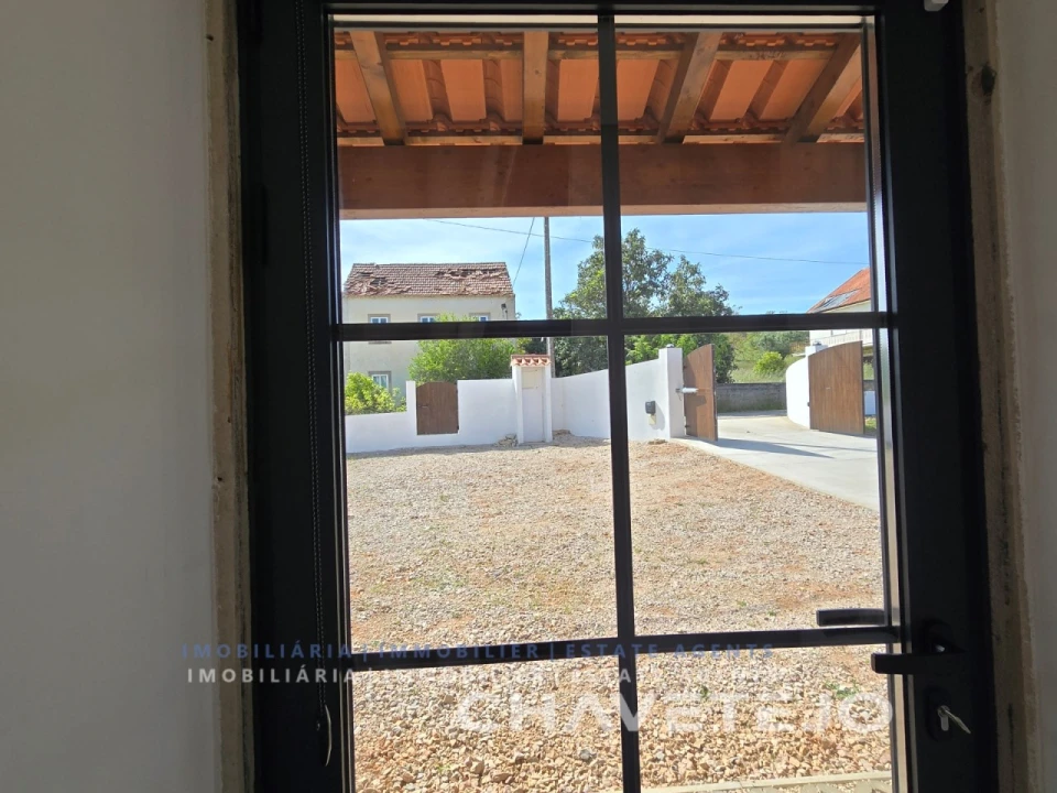 Moradia T3 para Venda em Chãos Foto 15