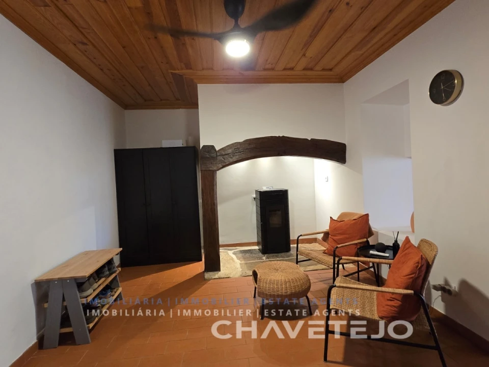 Moradia T3 para Venda em Chãos Foto 18