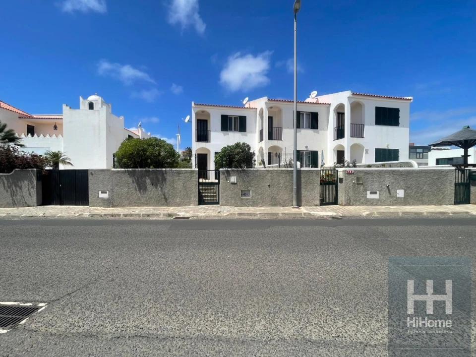 Apartamento T2 para Venda em Porto Santo Foto 1