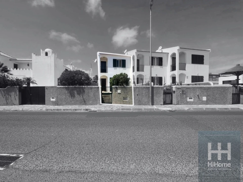 Apartamento T2 para Venda em Porto Santo Foto 35