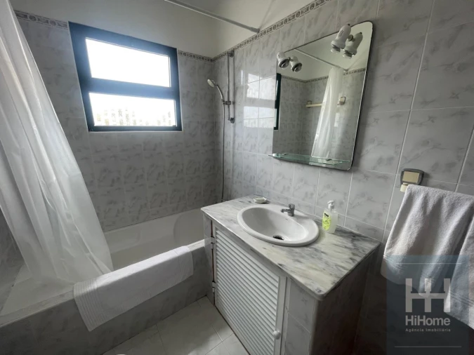 Apartamento T2 para Venda em Porto Santo Foto 17