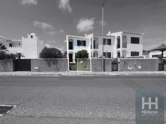 Apartamento T2 para Venda em Porto Santo Foto 35