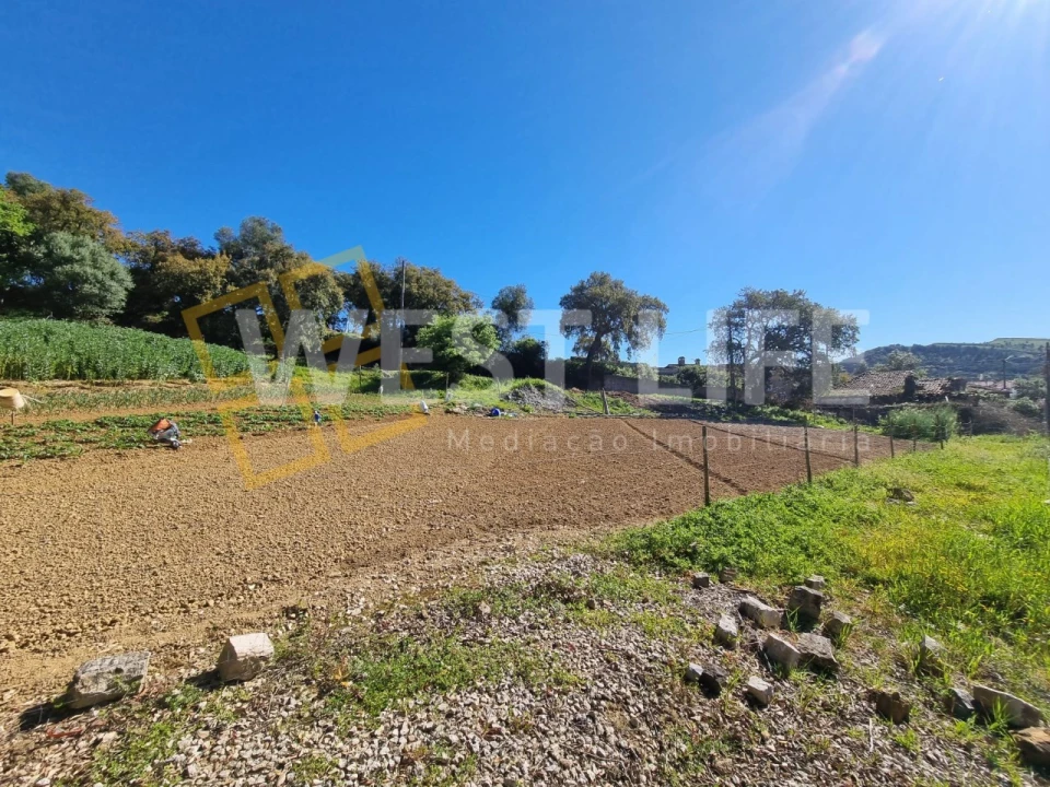 Terreno para Venda em Fanhões Foto 15