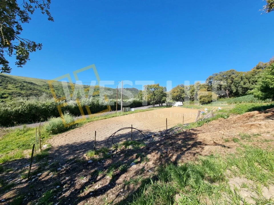 Terreno para Venda em Fanhões Foto 18