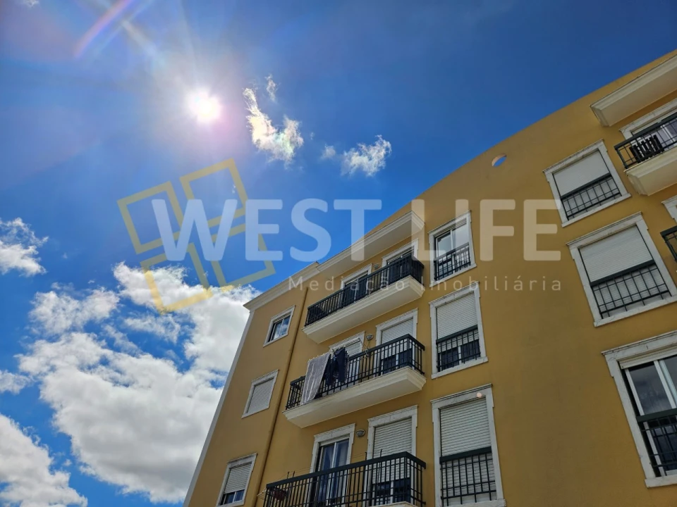 Apartamento T2 para Venda em Venda do Pinheiro e Santo Estêvão das Galés Foto 21