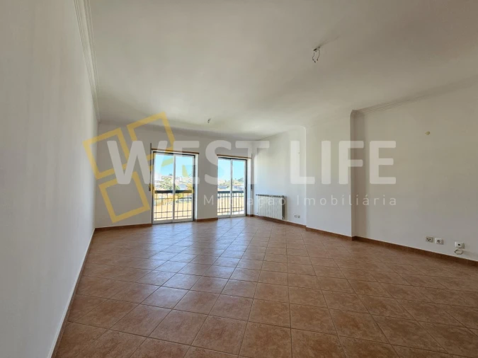 Apartamento T2 para Venda em Venda do Pinheiro e Santo Estêvão das Galés Foto 9