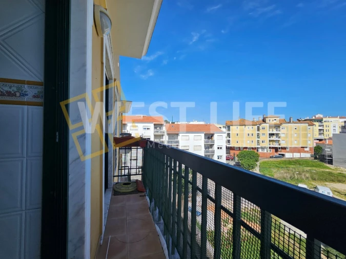 Apartamento T2 para Venda em Venda do Pinheiro e Santo Estêvão das Galés Foto 10