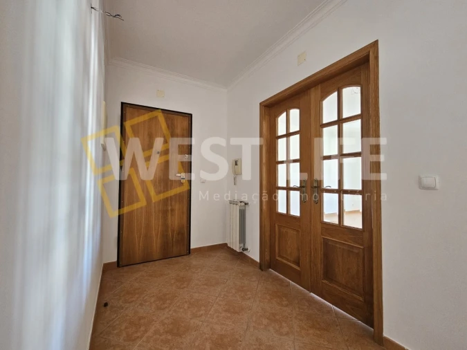 Apartamento T2 para Venda em Venda do Pinheiro e Santo Estêvão das Galés Foto 19