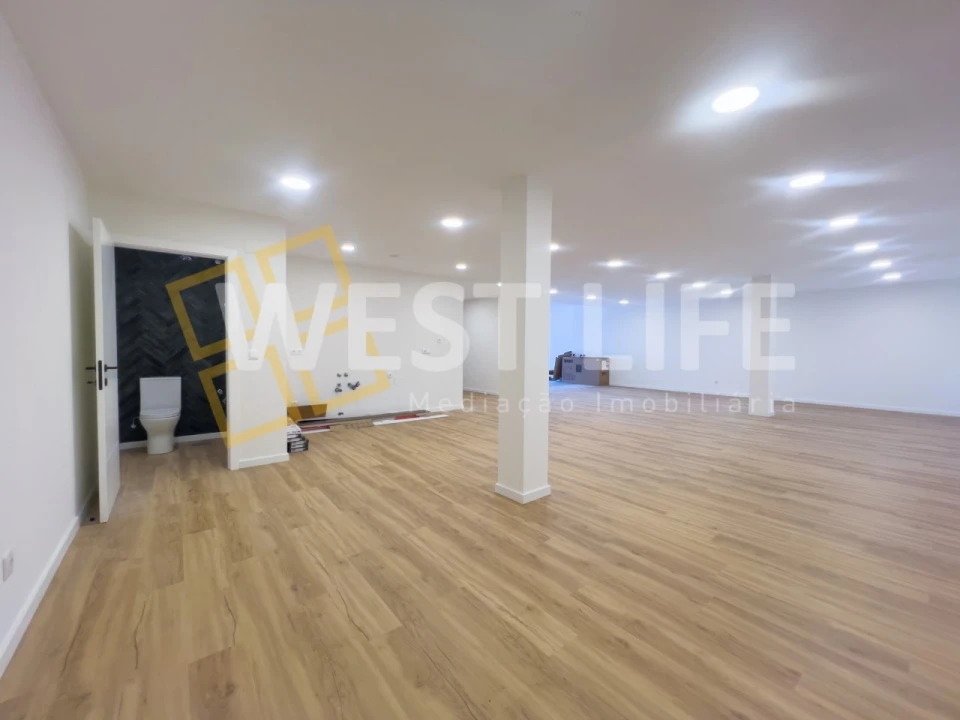 Moradia T4 para Venda em Silveira Foto 31