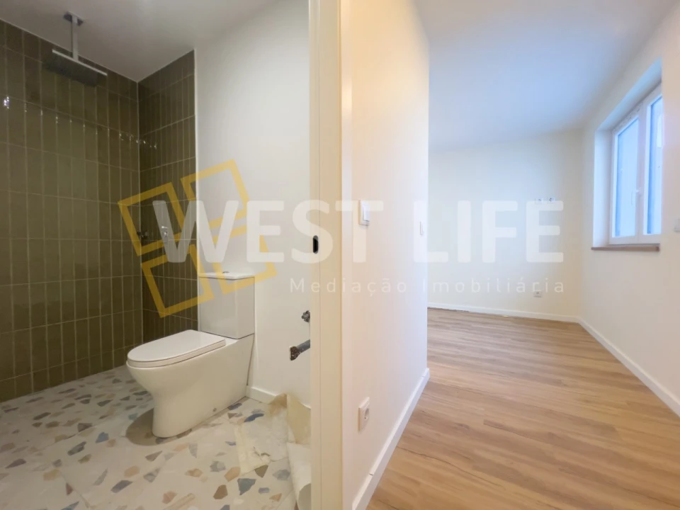 Moradia T4 para Venda em Silveira Foto 29