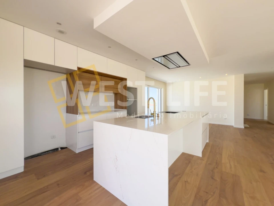 Moradia T4 para Venda em Silveira Foto 8