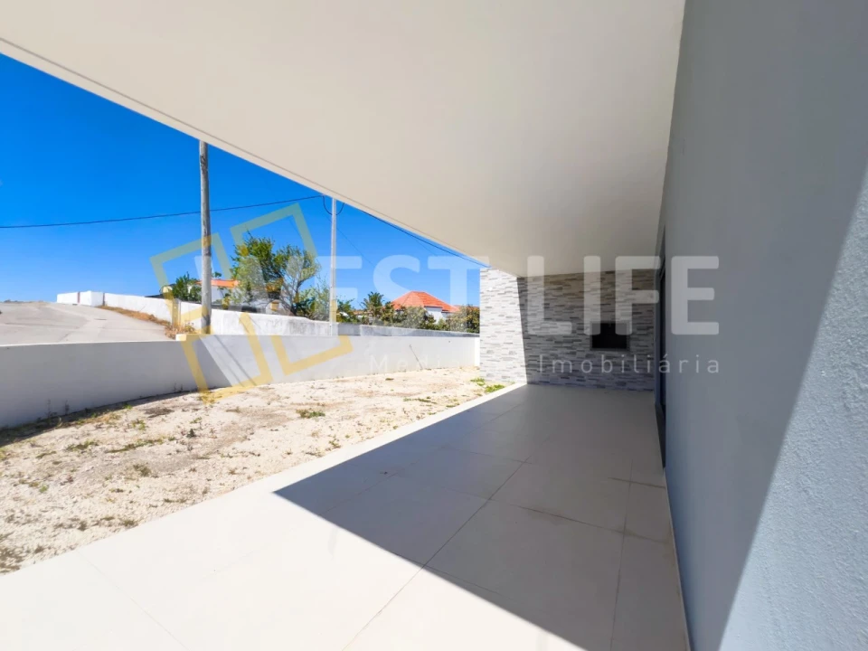 Moradia T4 para Venda em Silveira Foto 41