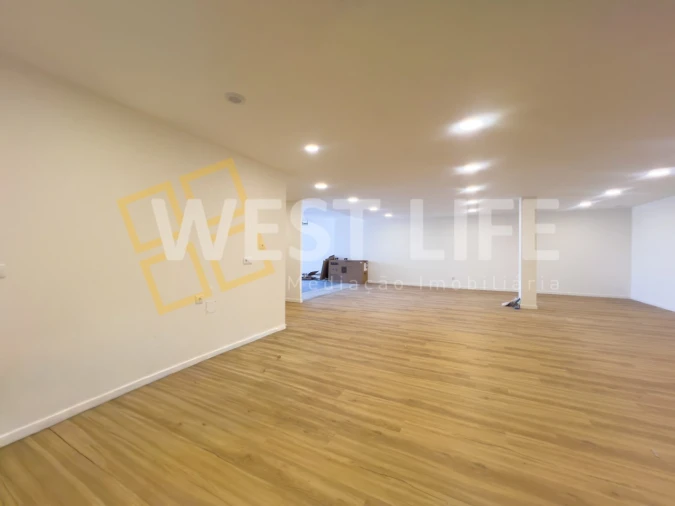 Moradia T4 para Venda em Silveira Foto 30