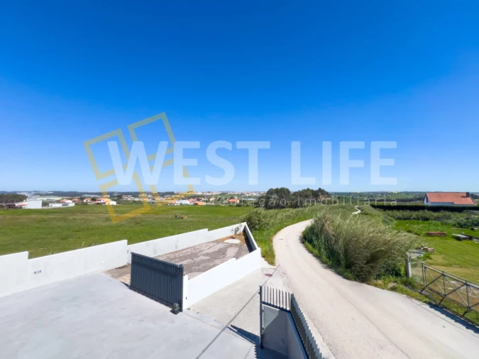 Moradia T4 para Venda em Silveira Foto 40