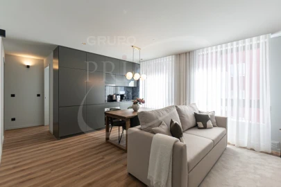 Apartamento T1 para Venda em Mafamude e Vilar do Paraíso