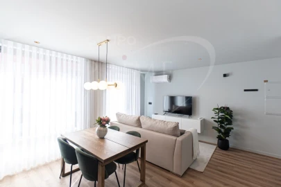 Apartamento T1 para Venda em Mafamude e Vilar do Paraíso