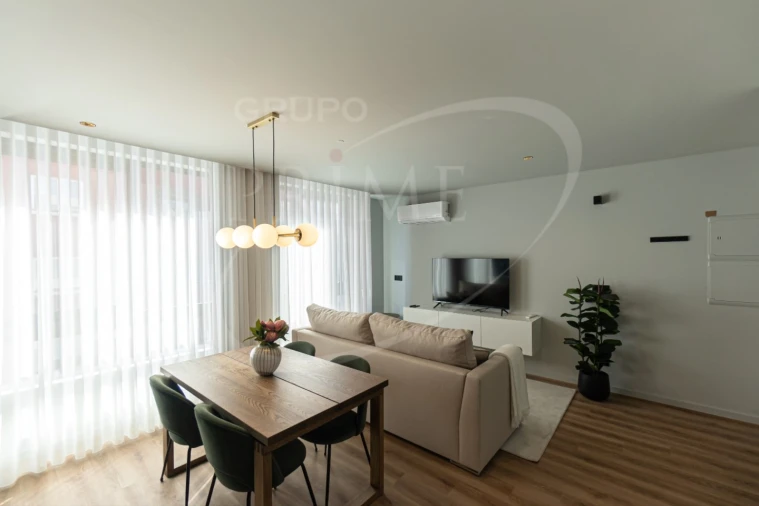 Apartamento T1 para Venda em Mafamude e Vilar do Paraíso Foto 7