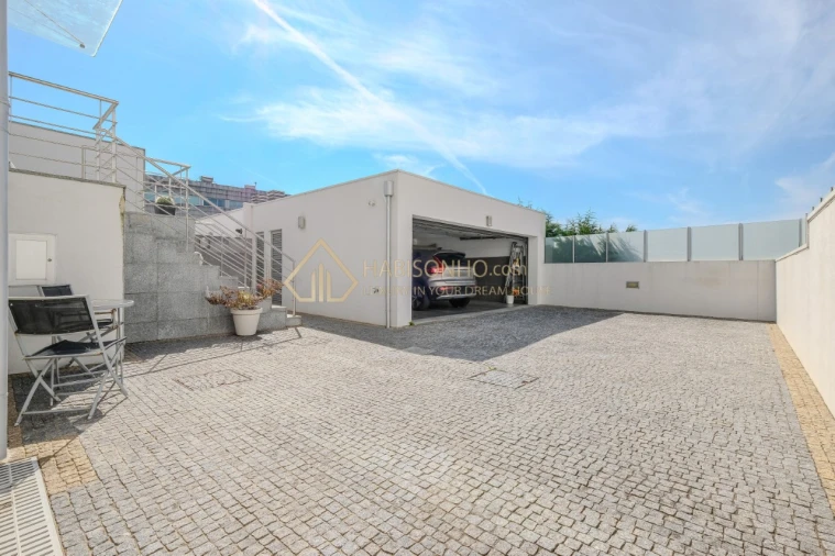 Moradia T3 para Venda em Rio Tinto Foto 33