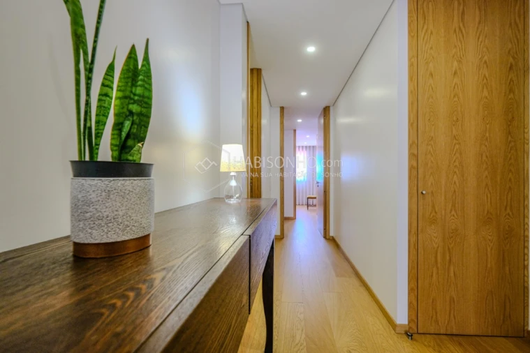 Apartamento T3 para Venda em Ermesinde Foto 2