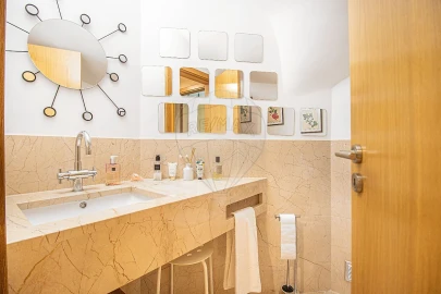 Apartamento T5 para Venda em Lumiar
