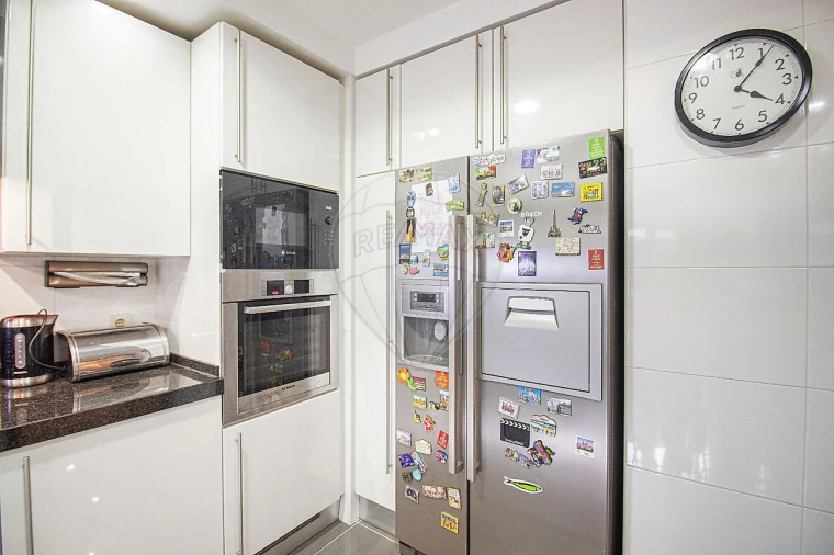 Apartamento T5 para Venda em Lumiar Foto 20