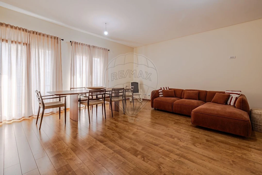 Apartamento T3 para Venda em Vila Franca de Xira Foto 6