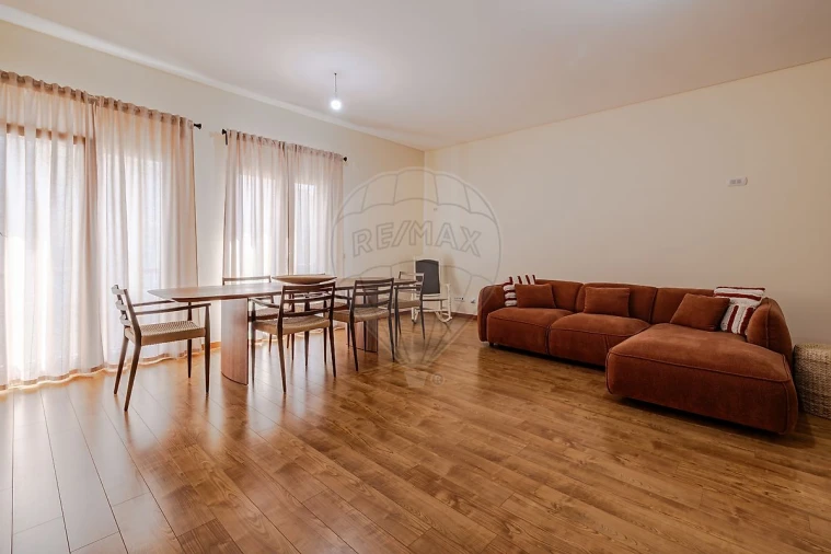 Apartamento T3 para Venda em Vila Franca de Xira Foto 6