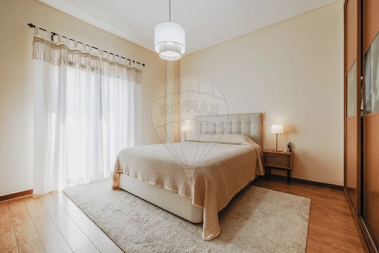 Apartamento T3 para Venda em Vila Franca de Xira Foto 16