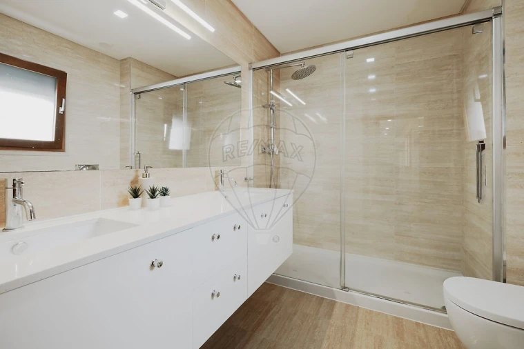 Apartamento T3 para Venda em Vila Franca de Xira Foto 18