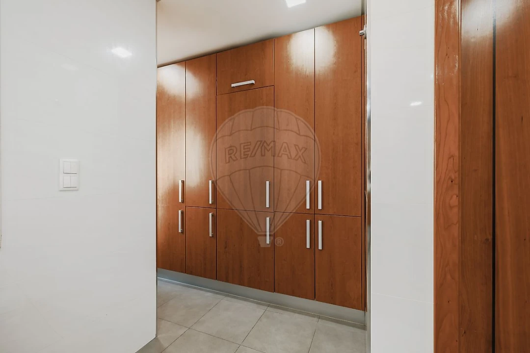 Apartamento T3 para Venda em Vila Franca de Xira Foto 9