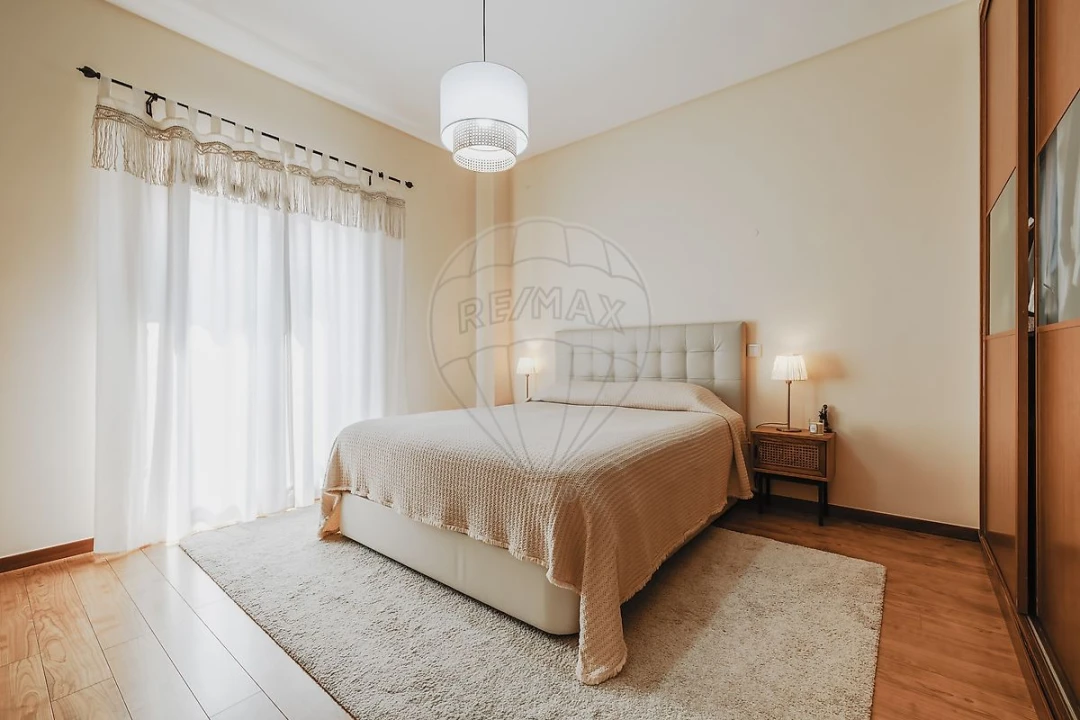 Apartamento T3 para Venda em Vila Franca de Xira Foto 16