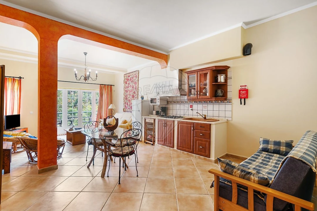 Moradia T7 para Venda em São Teotónio Foto 24