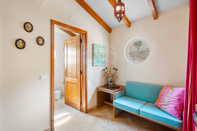 Moradia T7 para Venda em São Teotónio Foto 18