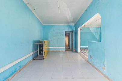 Moradia T3 para Venda em Baixa da Banheira e Vale da Amoreira