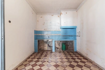 Moradia T3 para Venda em Baixa da Banheira e Vale da Amoreira