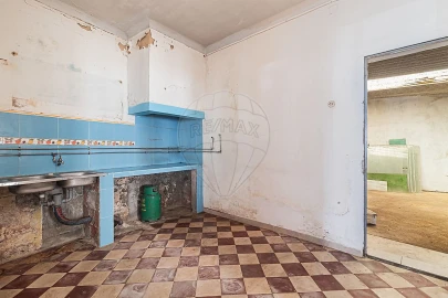 Moradia T3 para Venda em Baixa da Banheira e Vale da Amoreira