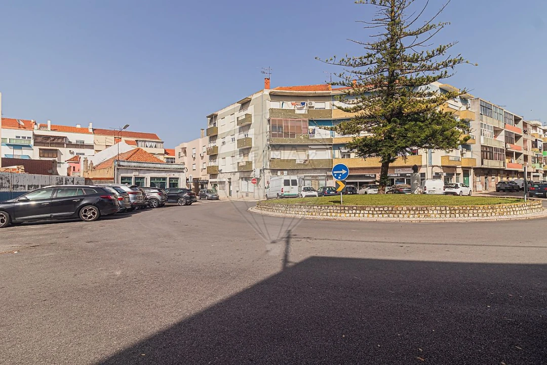 Moradia T3 para Venda em Baixa da Banheira e Vale da Amoreira Foto 28