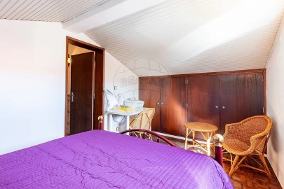 Moradia T5 para Venda em A dos Cunhados e Maceira