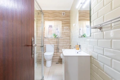 Moradia T5 para Venda em A dos Cunhados e Maceira