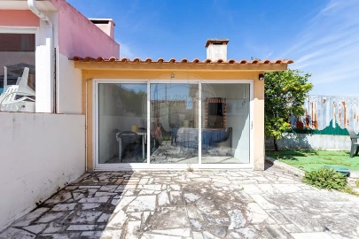 Moradia T5 para Venda em A dos Cunhados e Maceira