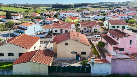 Moradia T5 para Venda em A dos Cunhados e Maceira