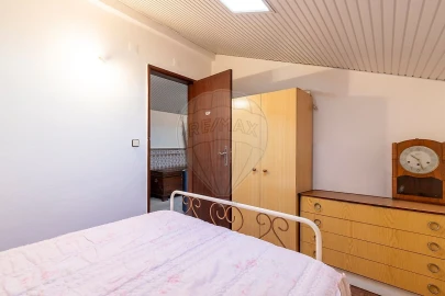 Moradia T5 para Venda em A dos Cunhados e Maceira