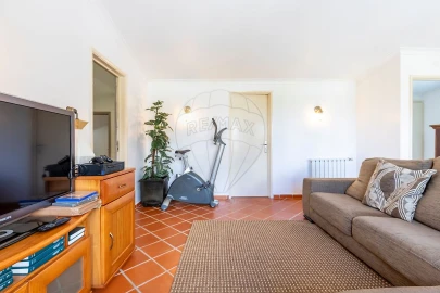 Moradia T5 para Venda em Carvoeira e Carmões