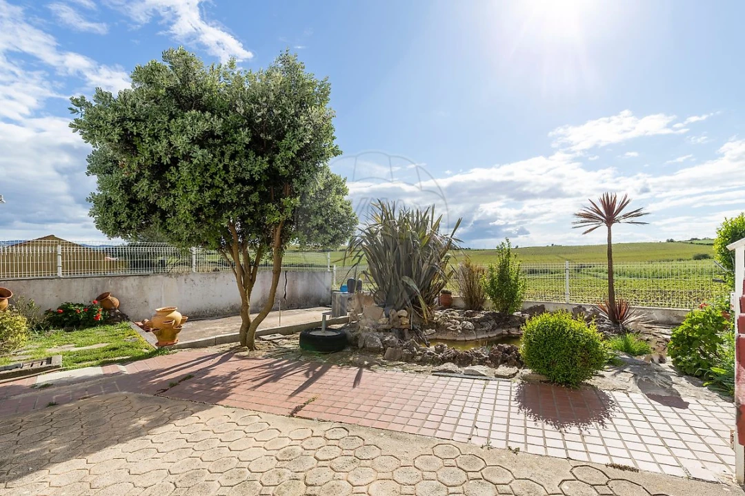 Moradia T5 para Venda em Carvoeira e Carmões Foto 42