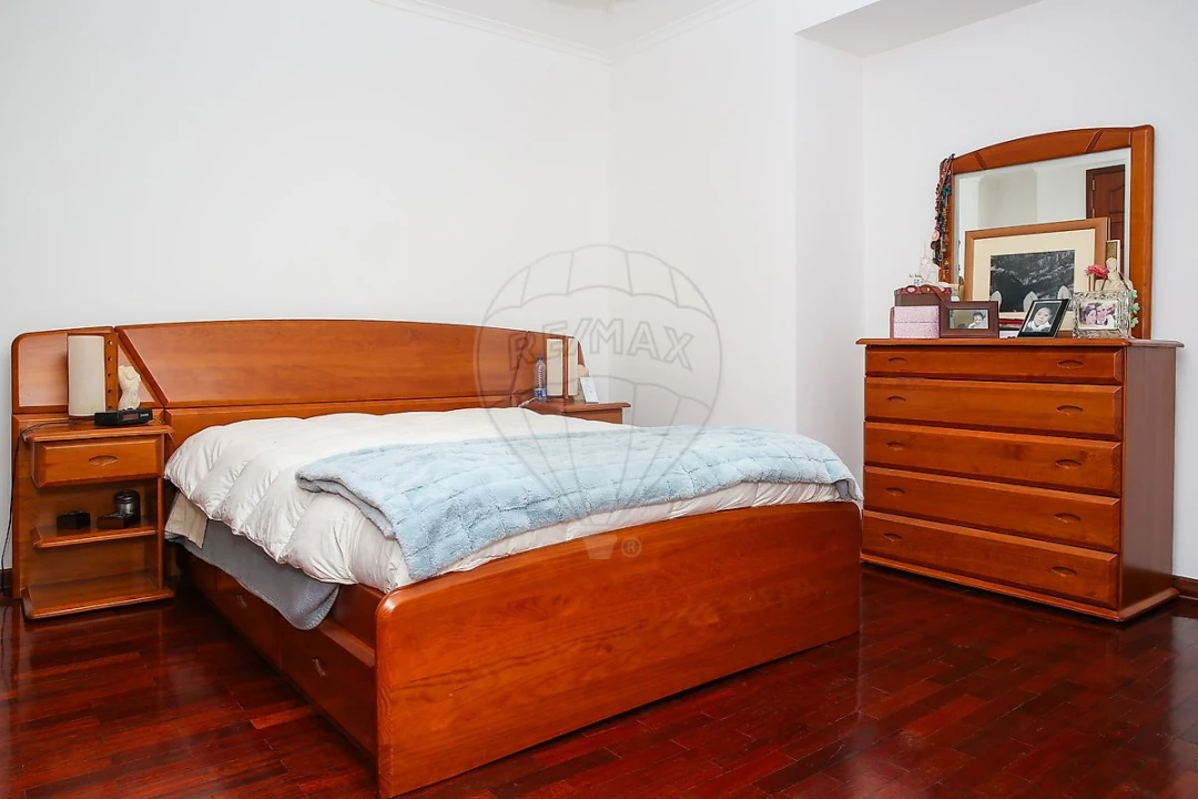 Apartamento T2 para Venda em Aveiras de Baixo Foto 16